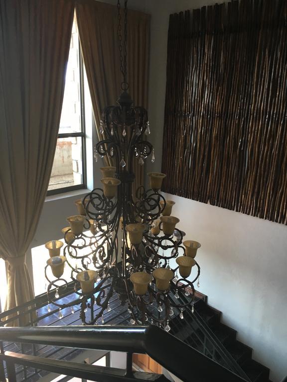 Tassili Lodge Kempton Park Exterior photo